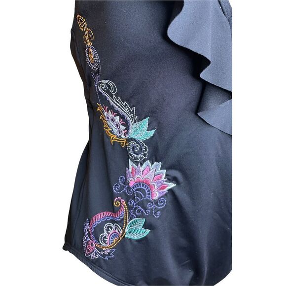 Gibson Latimer Mirage Floral Embroidered Ruffle Swimsuit NWt XS - Picture 3 of 6